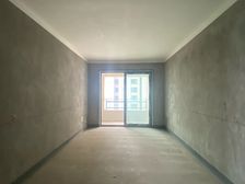 钓鱼嘴半岛 荣盛城观云郡花漾里组团四房65万