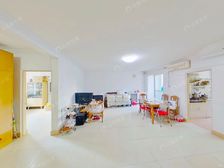 总监推荐+陶白区域+满五+靠谱出售+西面无连廊!