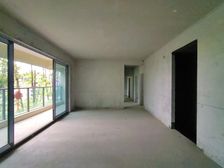 大渡口区 绿地听江左岸四期 四房 78万