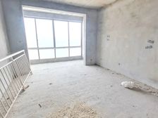 十里商圈,闹中取静,小高层。