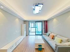 今日新上 必卖大四房 前排视野开阔 送阳台全屋硬软装