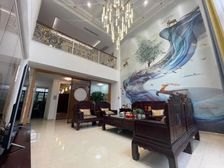 汕头 城(别墅) 豪华装修450万3复5层 带露台65平