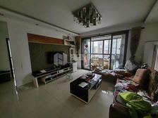 3室2厅2卫2阳台,观景房,落地大飘窗,采光视野很好