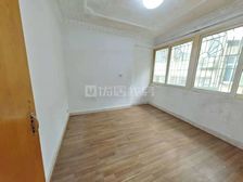 读十九中 总校区 邮电医院后面 忠烈街 君子巷 2室满五年