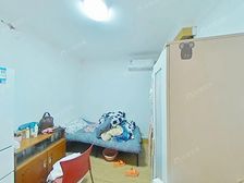 新上双南大两房 低楼层 卧室超大 诚心出售 看中可议价!