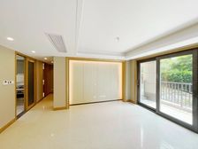 铂悦府 双卫 医疗配套成熟 交通便利 房龄新 临地铁