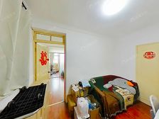 原始电梯一房一厅 安静位置 正南朝向