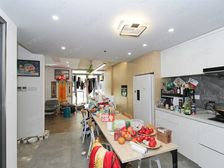 豪华装修200万送奥迪Q7带大花园急售