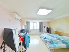 首排河景房,视野开阔,采光好,精装一房一厅全明户型