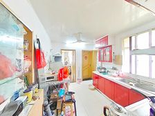 房东急出!位置很好 出行方便且不吵 带固定车位,可随时看房