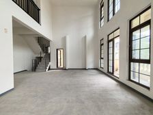 渝北区 融创玫瑰园7号地块(一期) 五房 1049万