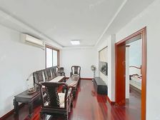 带装修,98年商品房,一梯两户,双南厨卫全明,采光无遮挡。
