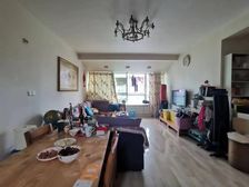 沙坪坝区 沙龙广场 三房 164万