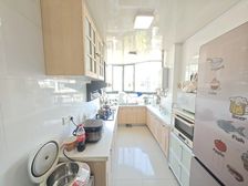 国际华城一村2房南精装真实好房