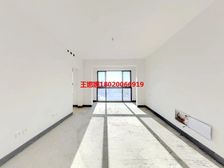 电梯小高层中间层 全明三室 带地下车位