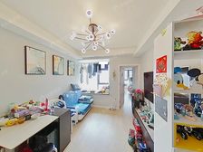 品尊一期高区景观房带中.央空调和地暖出行方便装修好