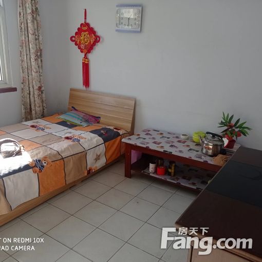 芙蓉小区 2室1厅45平米 中等装修 押一付三