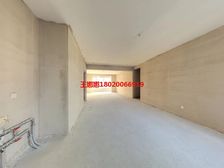 满5年毛坯次新港式设计3入户电梯双入户玄关