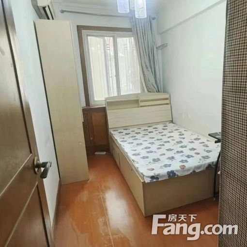 马连洼兰园 3室1卫1厅 85平精装修 1500元/月