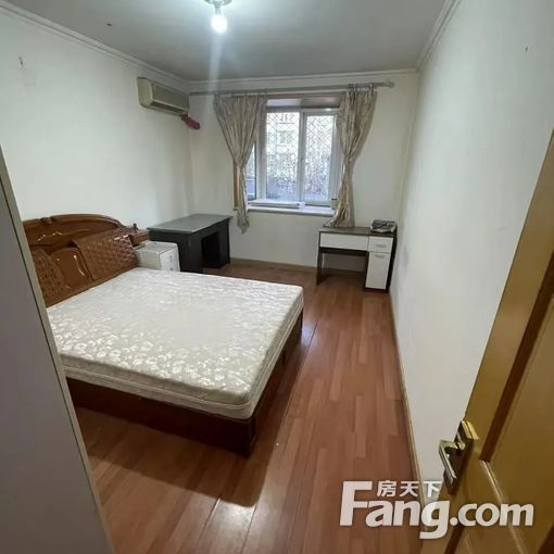 中关村 马连洼地铁口 兰园小区 两家合租 朝南大主卧阳台