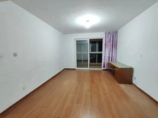 9号线500米,近恒越广场,南北通透,三室两厅,楼层好