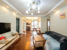 D铁口五百米,金装大三房两卫,旗山湖畔旁,居家拎包入住