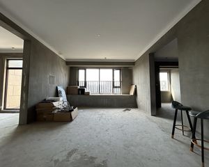 保利城四期4室2厅3卫南朝向349.0万元/套出售