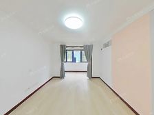 陆家嘴 近地.铁 空关有钥匙 看房方便