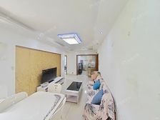 15号线外面有花园的两房,光线好,产权清晰,诚意出售