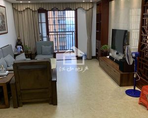 联发君澜一组团 4房2厅120万