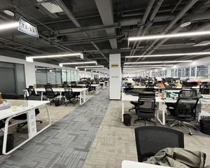 业主急售 群英科技园 整层出售 产权清晰 随时可以看