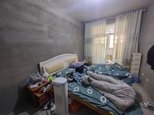 秀山花园3房南毛坯真实好房