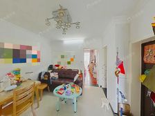 新上3楼,一梯两户,双南2房,厨卫全明,近北新泾地鉄400米