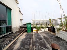 三十五中高层住宅 21带22层 带300平大露台