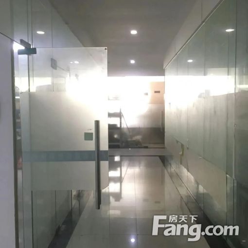 大石东联工业区81方仓库办公室