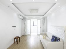 满五年,看房方便,中区采光通风好,位置好,楼层佳,。