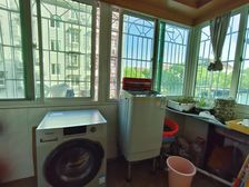 彩虹新村2室2厅1卫南朝向160.0万元/套出售