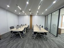 绿地中心(小而精致 拎包入驻)2办10人间(迈科 中铁)永利