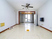 高铁站附近,绿都塞纳春天顶复,业主诚心出售,证齐满两年