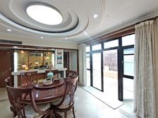 带露台,精装修,下沉式花园,小区中心位置,南北通透