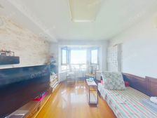 地铁沿线少有复式户型,格局设计灵活