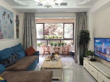 沙坪坝区 华宇温莎小镇二期 三房 121万