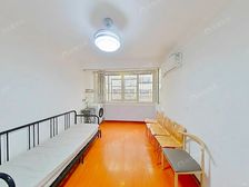 双南采光好,精装诚售,看房方便,小区中间位置,满五一套