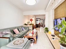 洋房三楼普宅丨业主置换市区 诚售房型板正丨带储藏室有车位