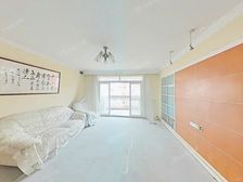 电梯即将加装+空中花园别墅+飞机户型四房+送70平双露台