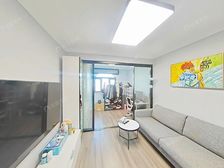 婚装30万基本未住好楼层、满五0税全明、有充电桩正对公园视野