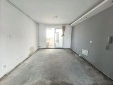 塘泾北苑近轨交15号线,三室二厅二卫南北通透适合住家,随时看