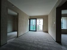 沙坪坝区 融创寻光江徕 三房 137万