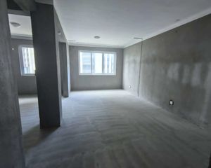 次新房 出行方便 有电梯 临地铁 商品房 近医院