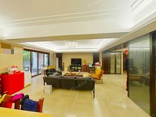 复地新上好房 业主回国 诚意出售此房 冬暖夏凉送200平花园